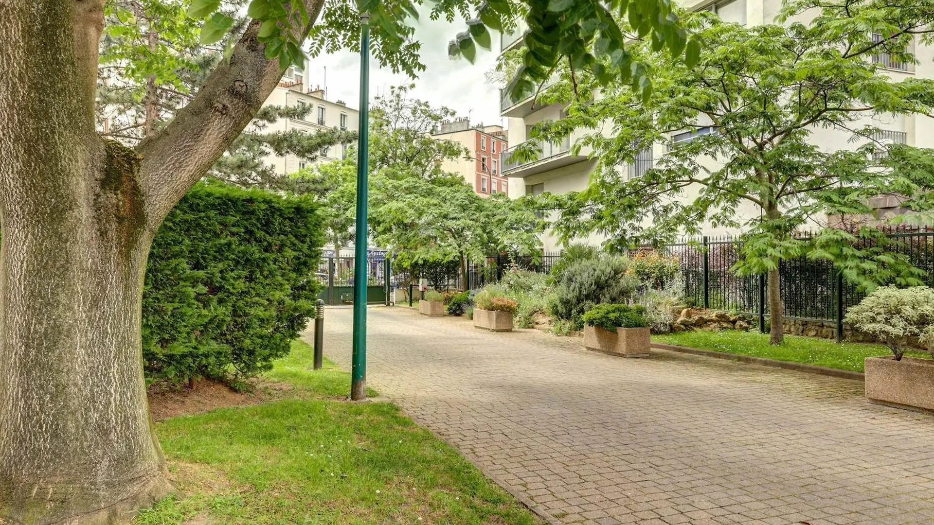 Gare De Lyon 4bd - 4bth Apartment! * Paris