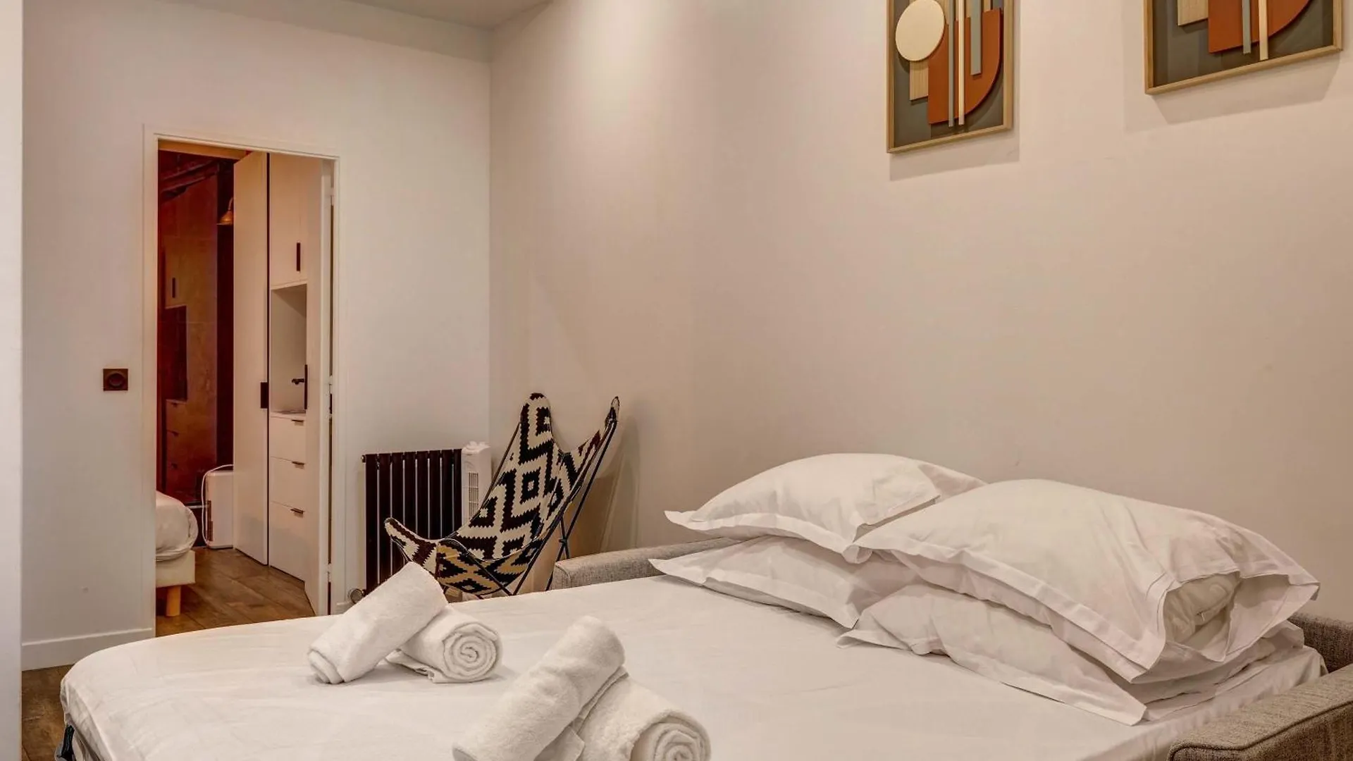 Apartment Gare De Lyon 4bd - 4bth Apartment!