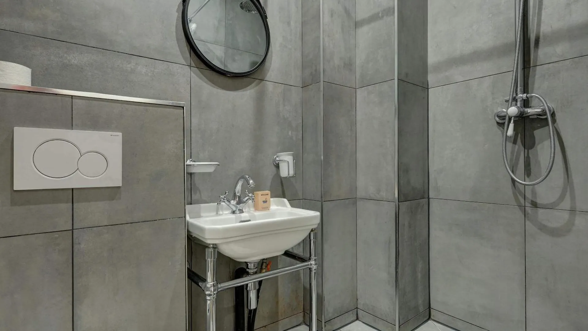 Gare De Lyon 4bd - 4bth Apartment! شقة باريس