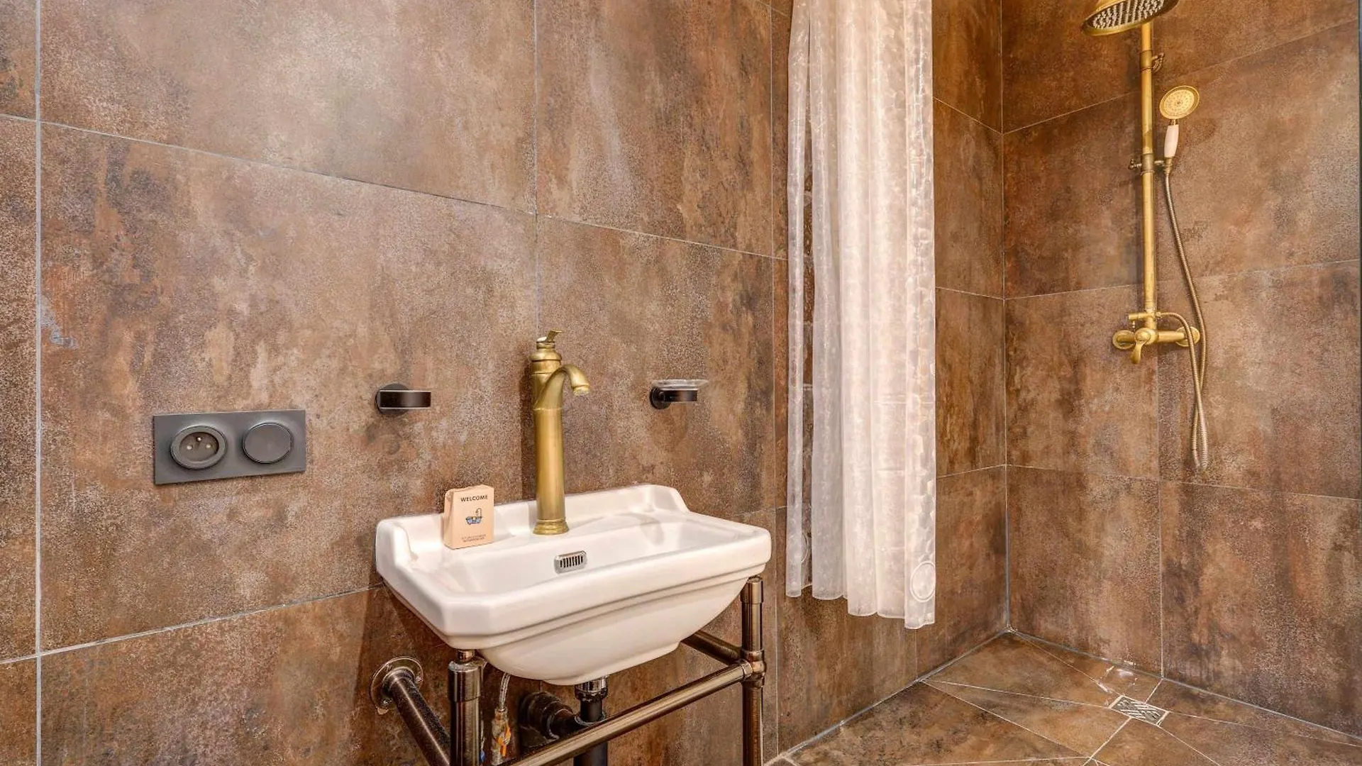 Gare De Lyon 4bd - 4bth Apartment! * باريس